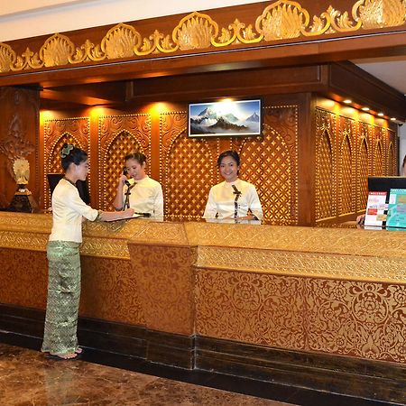 Kandawgyi Palace Hotel Yangon Luaran gambar