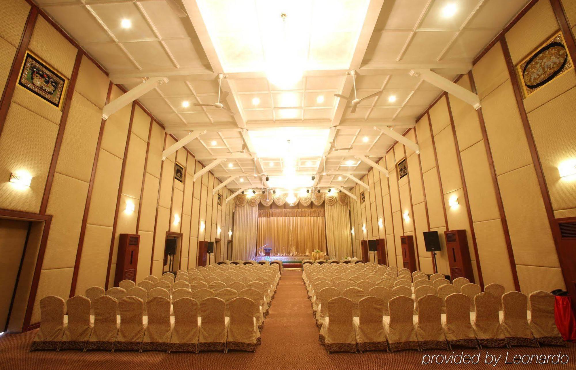 Kandawgyi Palace Hotel Yangon Luaran gambar