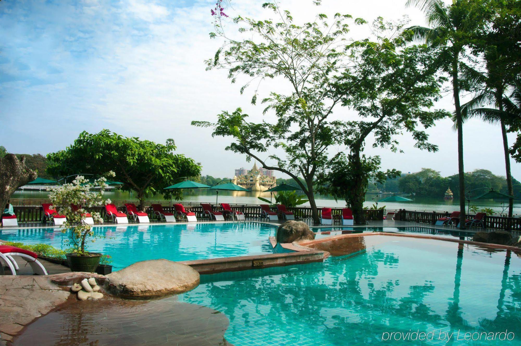 Kandawgyi Palace Hotel Yangon Luaran gambar